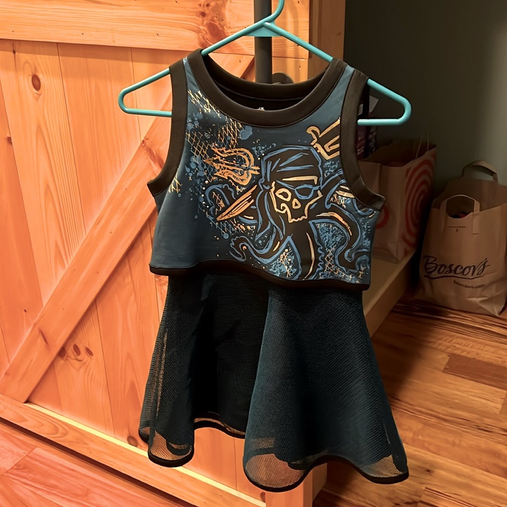 Girls Descendants 3 Dress - Size 7/8 - Like New